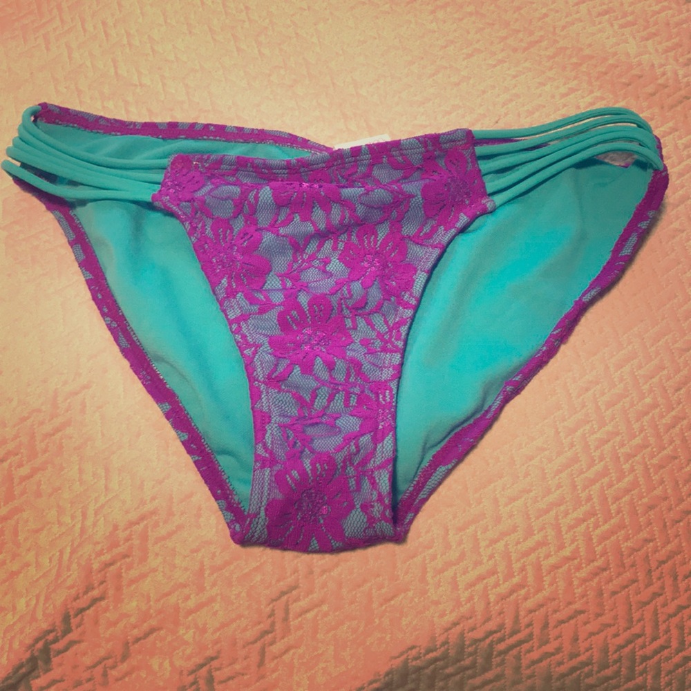Swimsuit bottoms!🧜🏻‍♀️